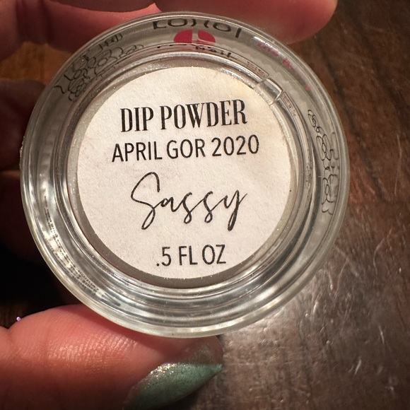 Revel Nail Gift of Revel April 2020 Classy and Sassy DIP POWDER 0.5 oz - Picture 7 of 8